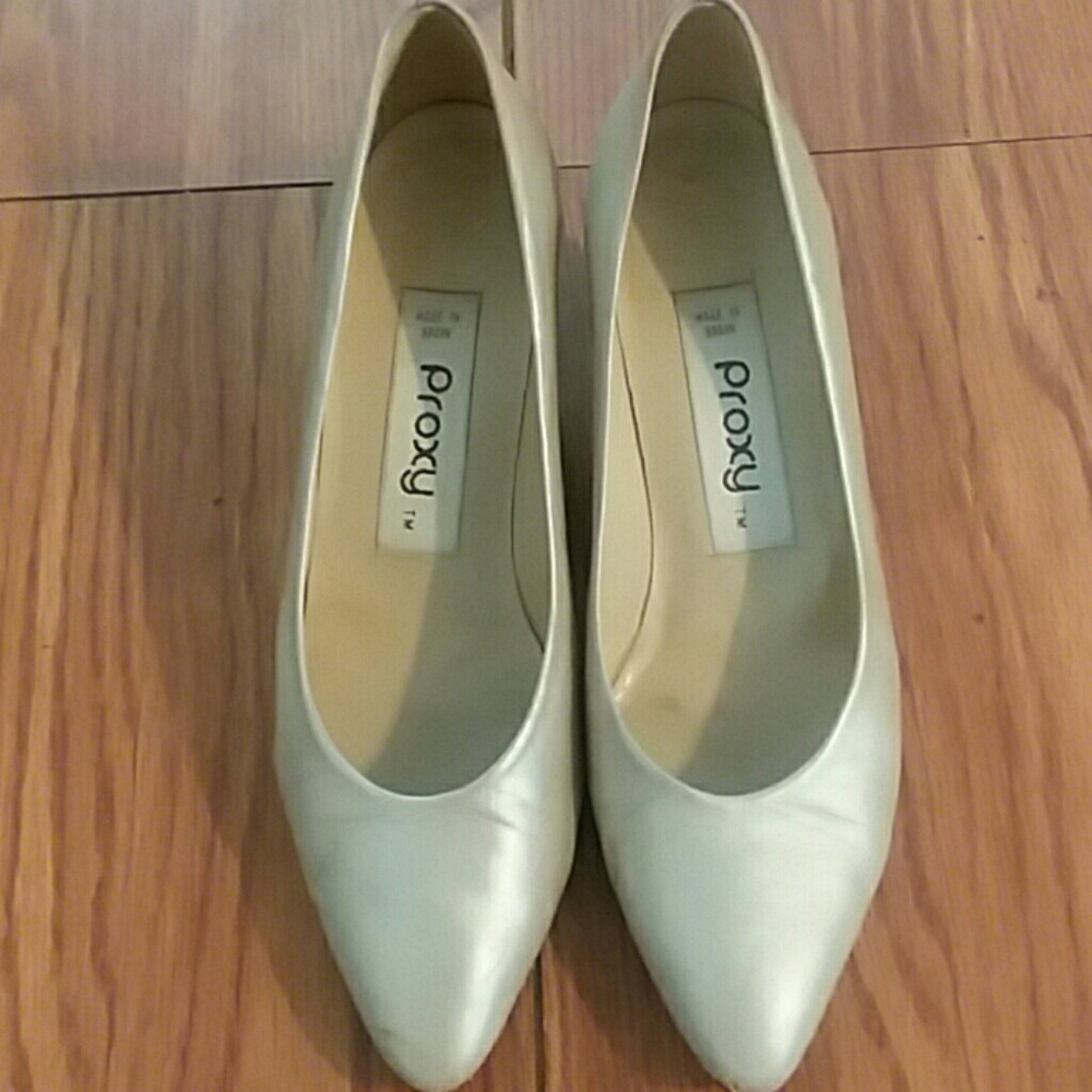 NWT Proxy Woman Leather Pumps Heels Bolo Shoes size 6